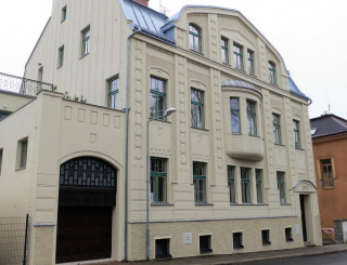 secesní dům v Korejské ulici v Jablonci nad Nisou po opravě fasád